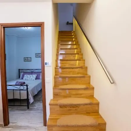 Fine House *