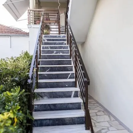 Apartament Fine House