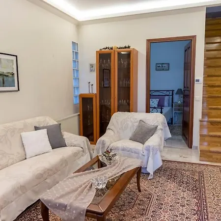 דירה Fine House *