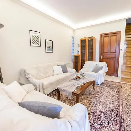 Fine House *